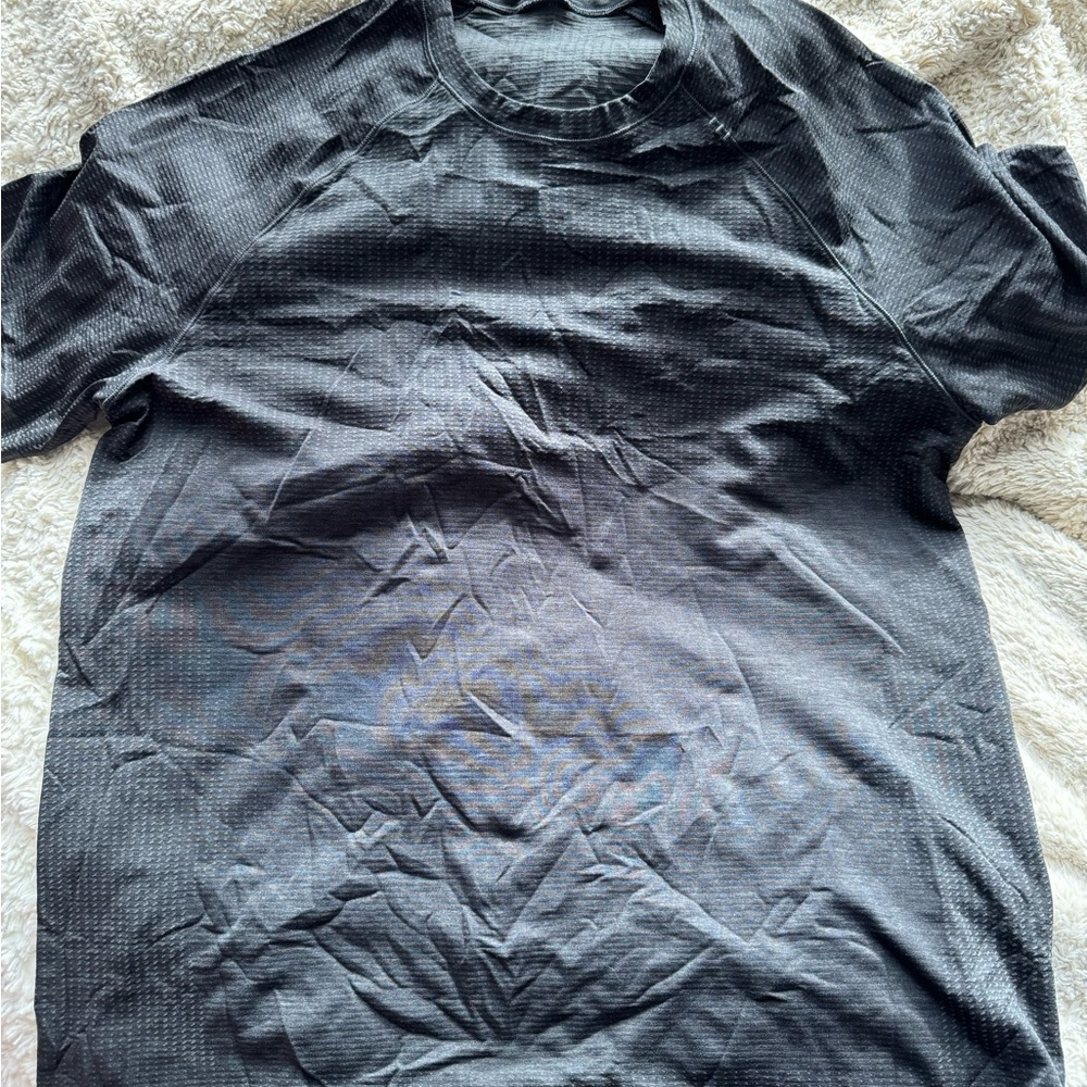 Men's Lululemon metal vent tech short sleeve